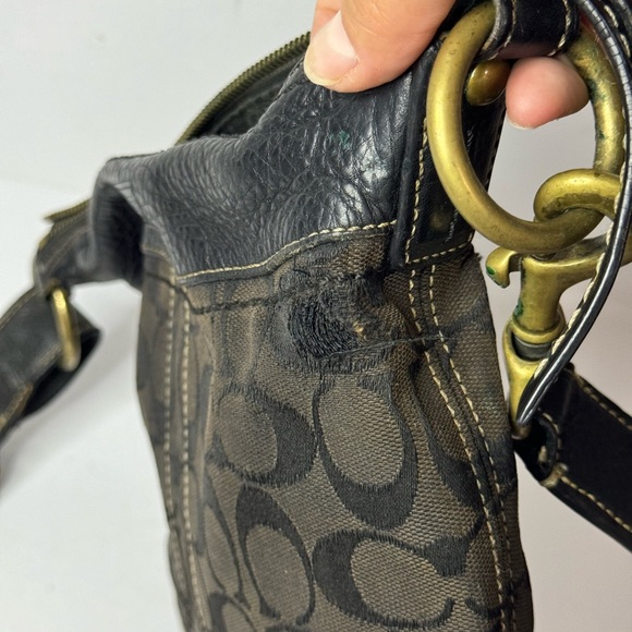 Coach Leather Trim Black Signature Logo Crossbody Bag G065-10402 - Picture 8 of 9